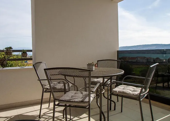 Super Modern Apartment Gold, Beautiful View